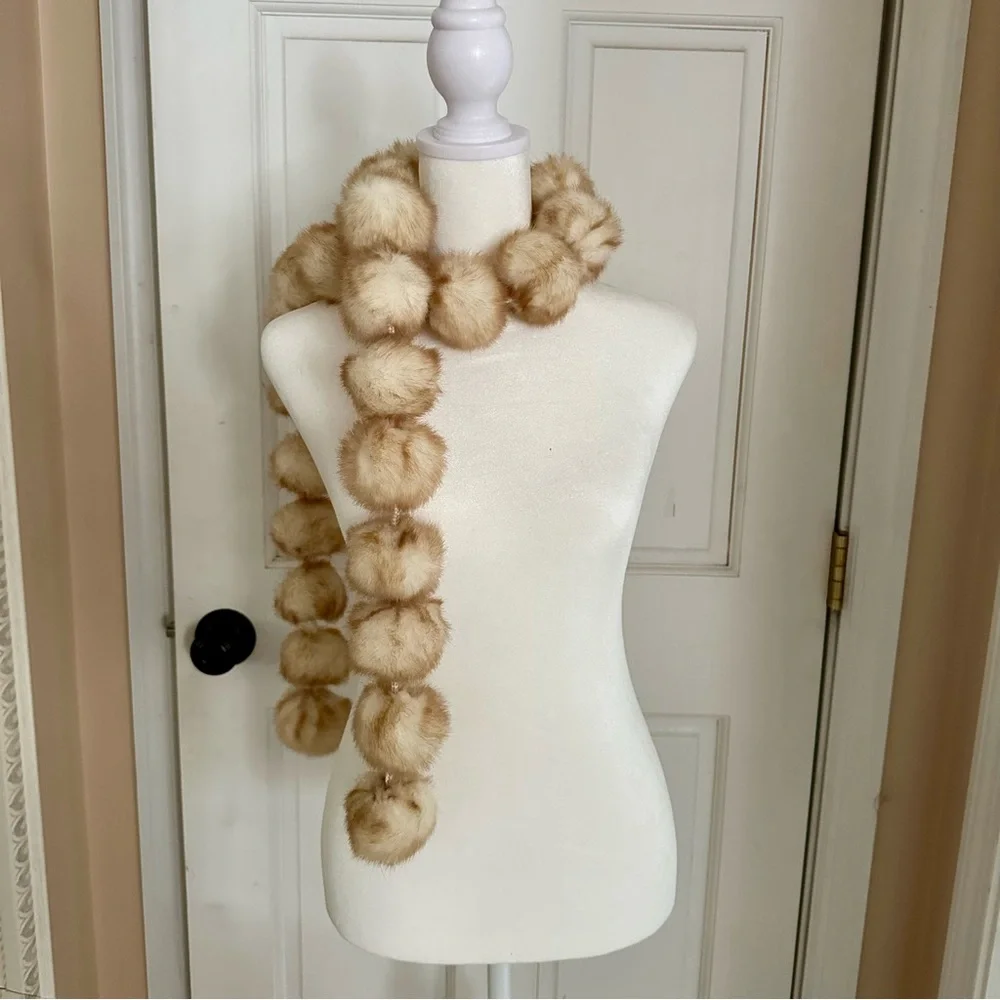 Y2K Faux Fur Pom Pom‎ Scarf